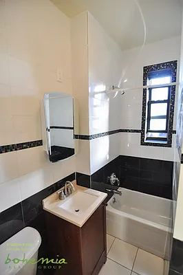 Rented by Bohemia Realty Group | media 34