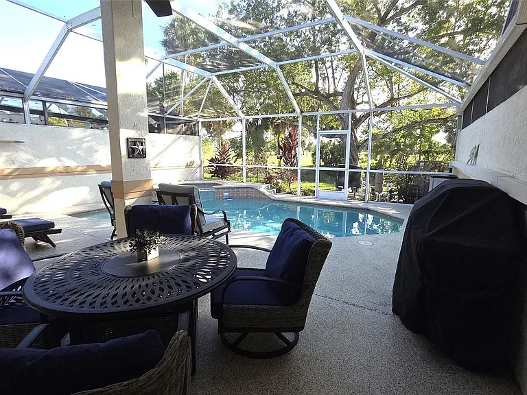 504 W Palm Aire Dr #504 — Photo 24