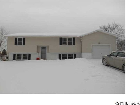 2nd image of 411 Idlewood Blvd
