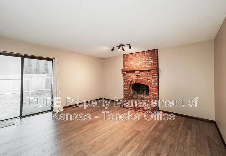 2605 SW Osborn Rd — Photo 5