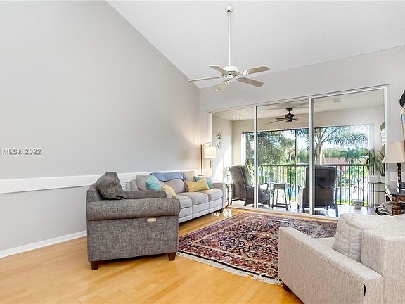 4th image of 2121 S Ocean Blvd APT 704
