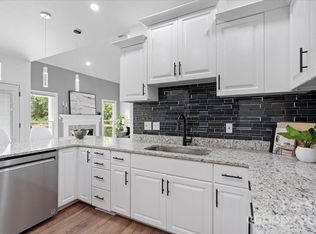 12621 Wetherburn Ln, Charlotte, NC 28262