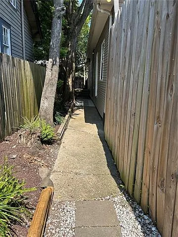 2 bed, 2.0 bath, 1050 sqft, $1,600 — Photo 4