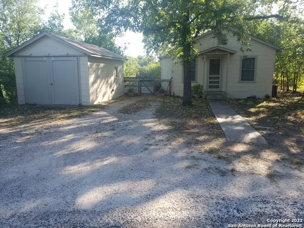 111 N Brackenridge, Boerne, TX 78006