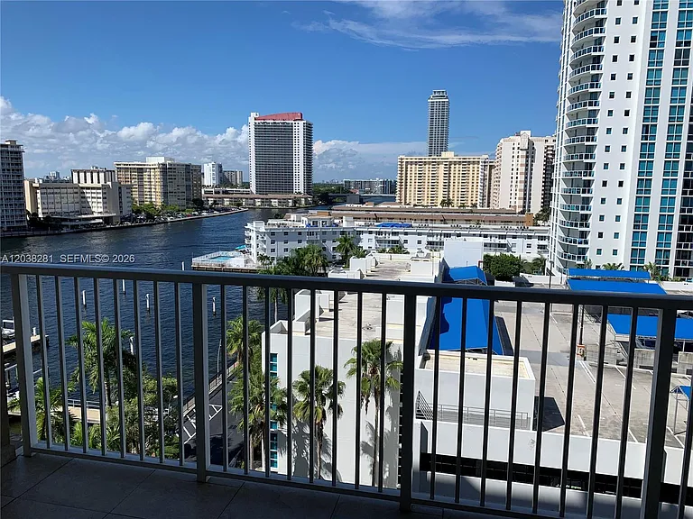 1965 S Ocean Dr #8H — Photo 9