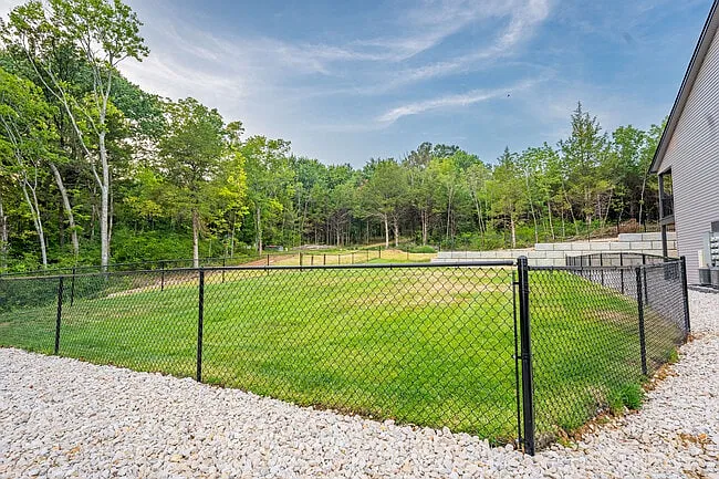 Storyboard on Stoney Pines — Photo 14