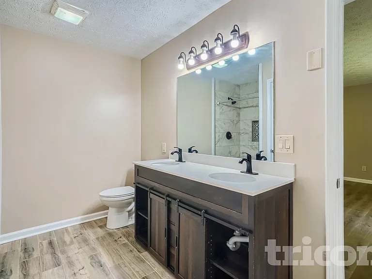 590 Clubland Cir SE — Photo 9
