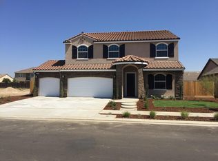 3325 Rall Ave, Clovis, CA 93619