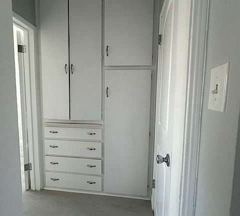 5th image of 8811 S Budlong Ave