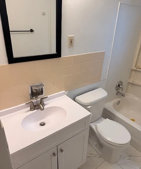 203 Highland Ave — Photo 29