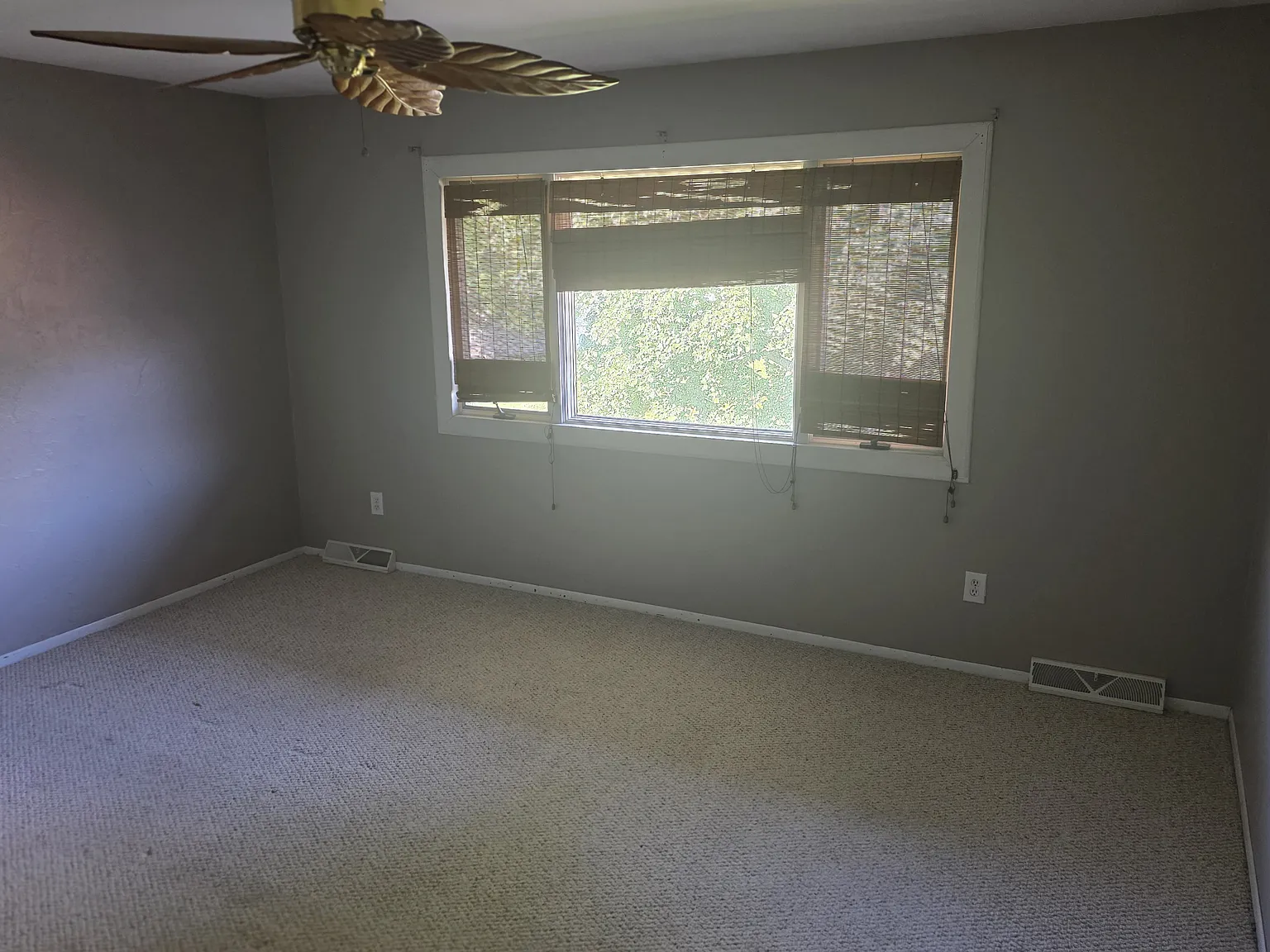 2 bed, 1.5 bath, 1216 sqft, $1,750 — Photo 3