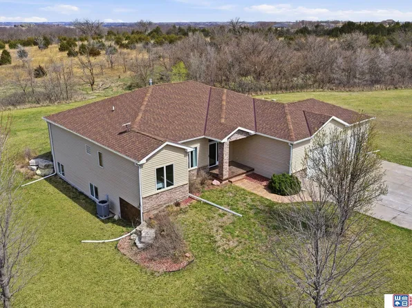 1530 Deer Trl, Roca, NE 68430