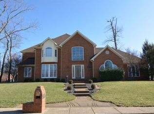 3244 Old Hickory Dr, Newburgh, IN 47630