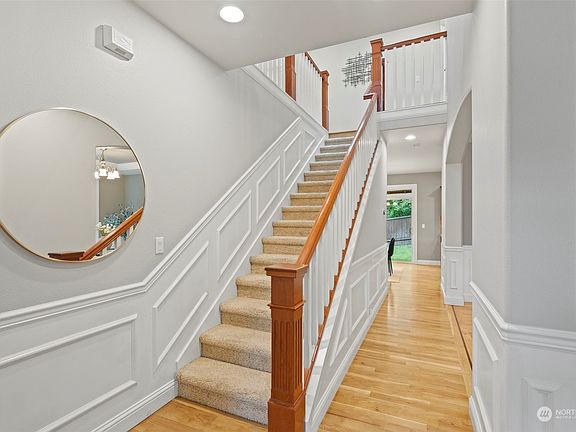 4th image of 1923 10th Street Pl SW