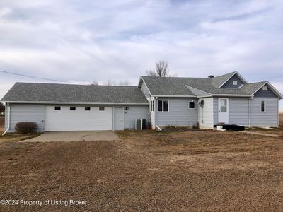 308 Lyle St, Golva, ND, 58632