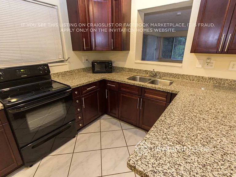 108 NW 45th Ave — Photo 22