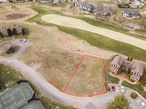 388 Club Ct, Bowling Green, KY 42103