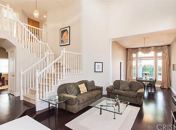 3rd image of 27349 Chesterfield Dr