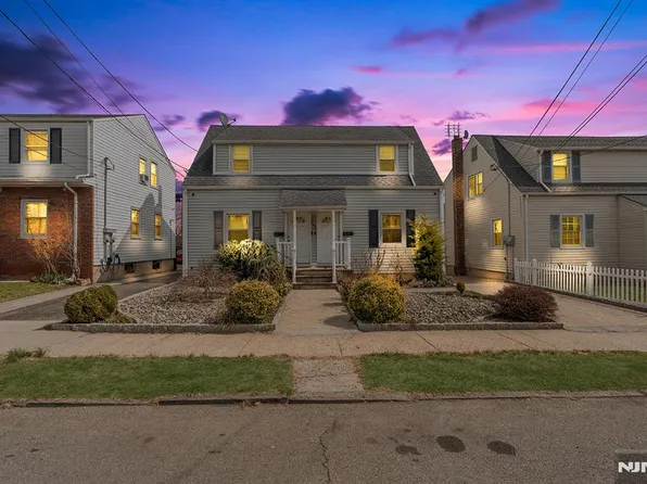 240 Ivy St, Kearny, NJ 07032