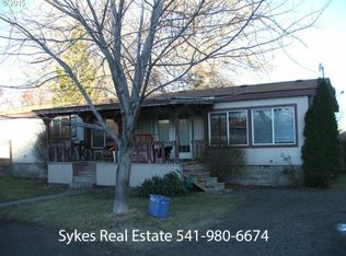 445 B St, Ione, OR 97843