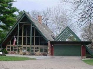 8731 Capitol Ave, Omaha, NE 68114