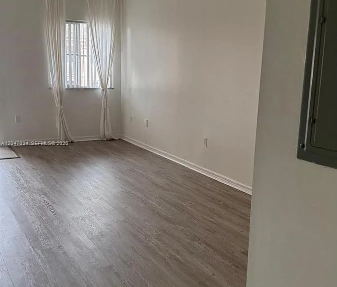 1271 SE 27th St #203 — Photo 3