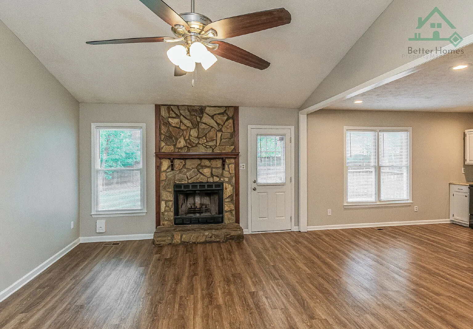 3 bed, 2.0 bath, 1100 sqft, $1,495 — Photo 4