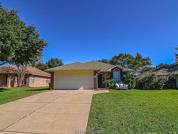 2nd image of 2407 Antelope Ln