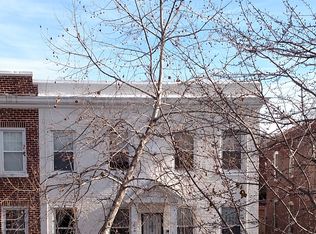 116 16th St SE APT 3, Washington, DC 20003
