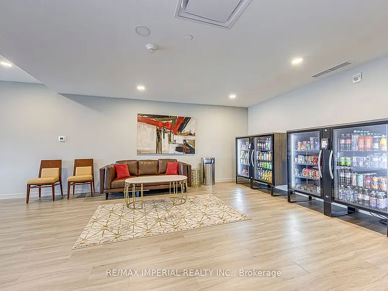 49 Walnut St S #1308 — Photo 42