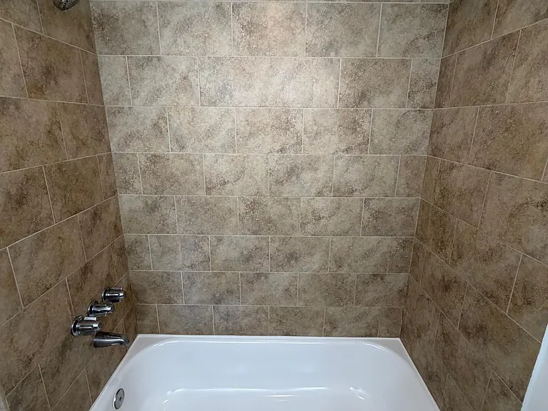 26 Diplomat Pkwy — Photo 11