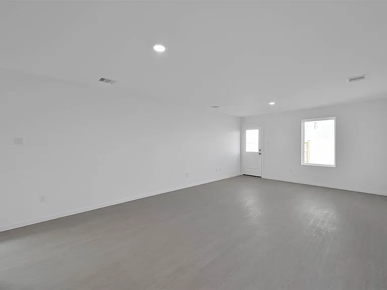 18243 Via Aurelia Dr — Photo 10