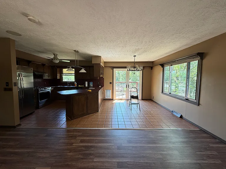 503 Winn Rd — Photo 5