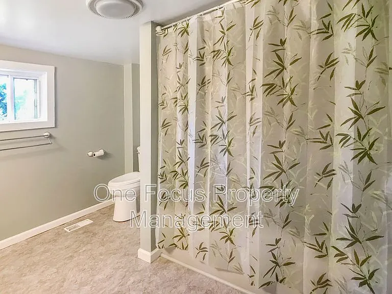 1724 Steam Valley Rd — Photo 14