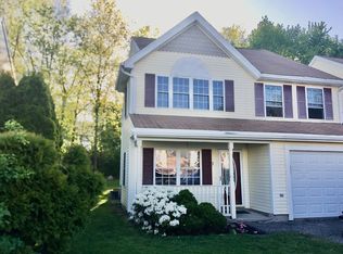 7 Angela Rose Ln, Worcester, MA 01604