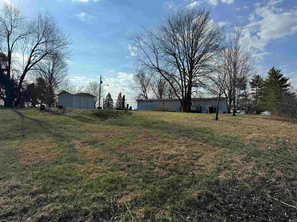 10836 Bass Rd, Fort Wayne, IN 46818