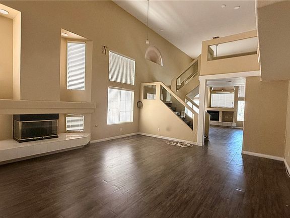 2nd image of 3725 Deer Flats St