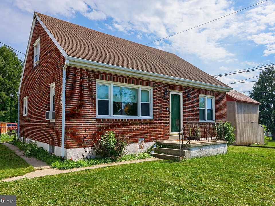125 E 5th St, Bernville, PA 19506 Zillow