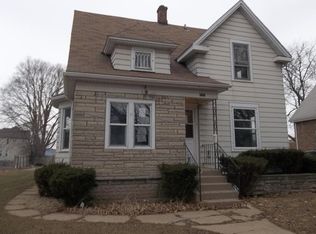 1717 S 4th St, Rockford, IL 61104