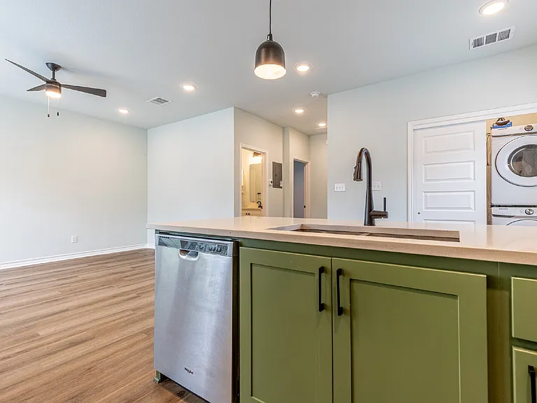 2346 Dakota St #1101 — Photo 15