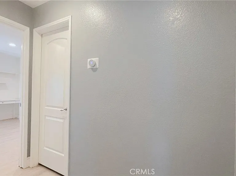 2470 Saratoga Ln — Photo 16