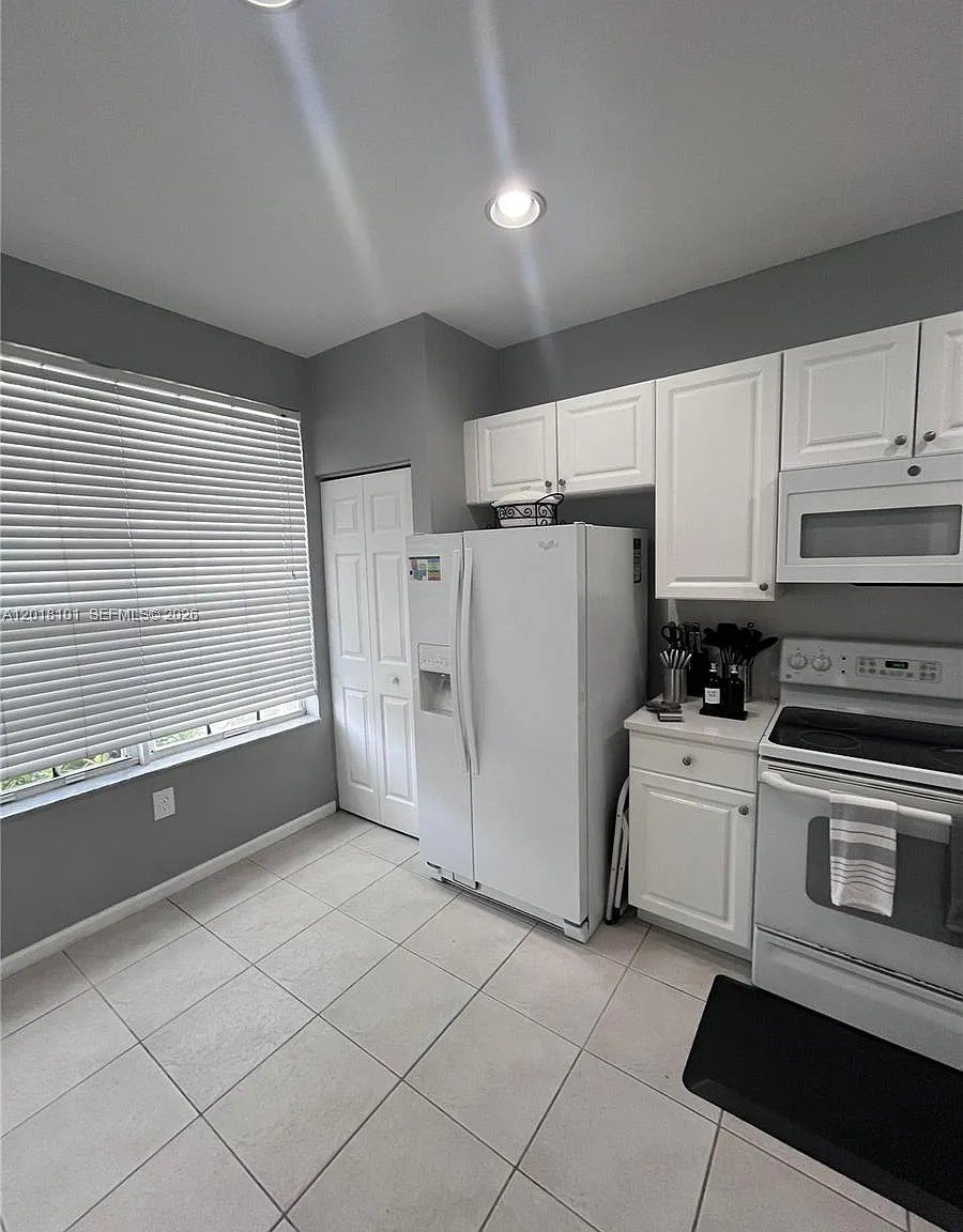 Park Place At Plantation — Photo 4