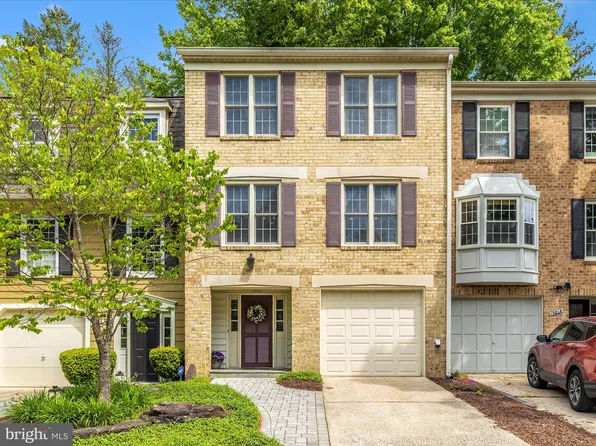 19812 Greenside Ter, Montgomery Village, MD 20886