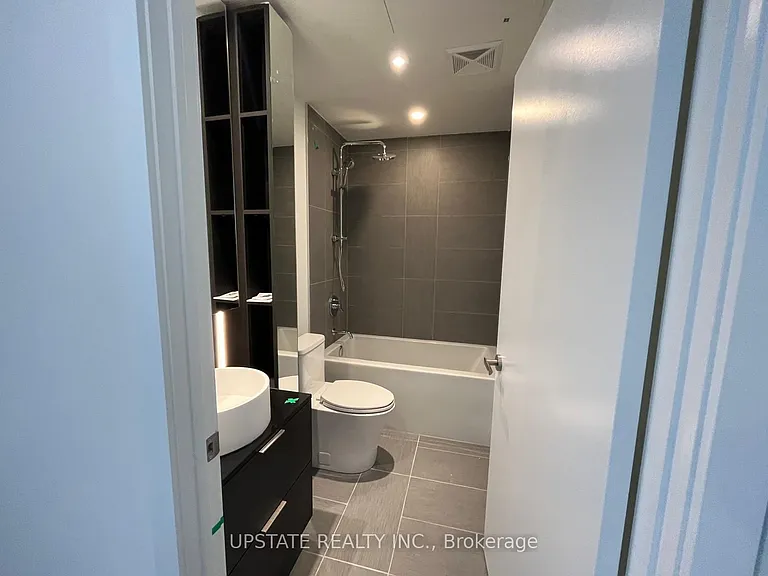28 Ann St #2008 — Photo 11