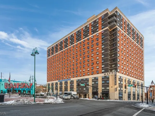 1 Carriage City Plz #1211, Rahway City, NJ 07065