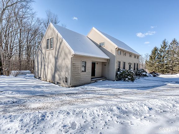 3rd image of 143 Caulfield Road