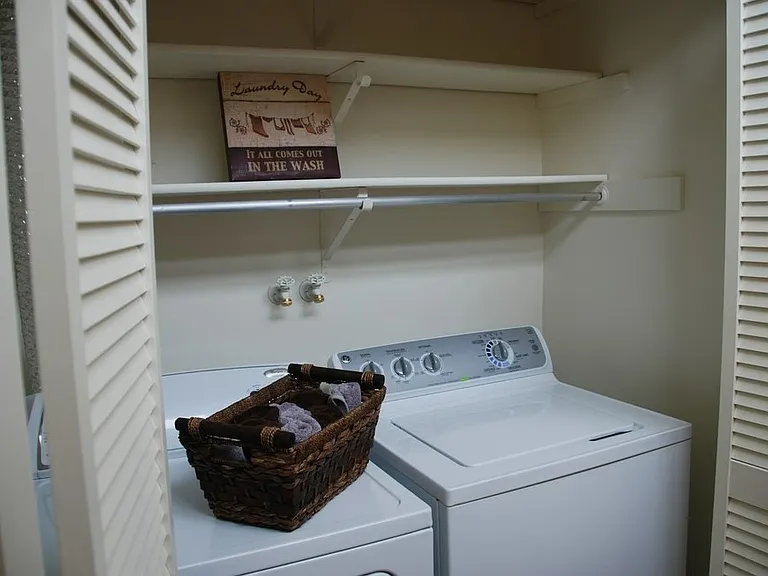 Belmont Hill Aprtments — Photo 5