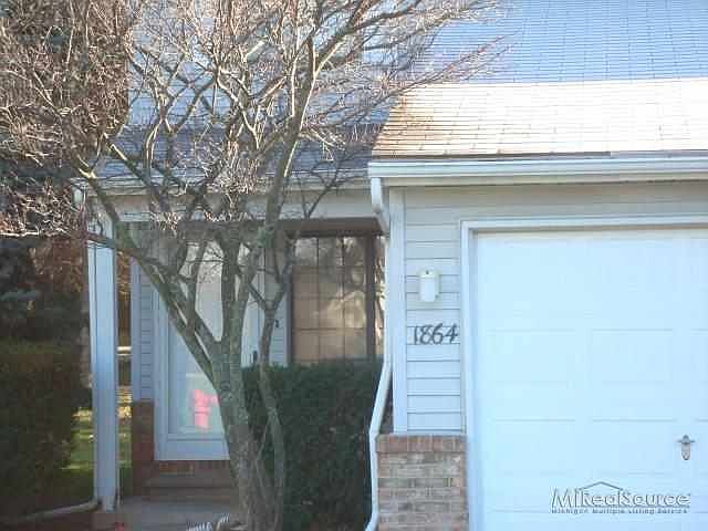 1st image of 1864 N Pontiac Trl
