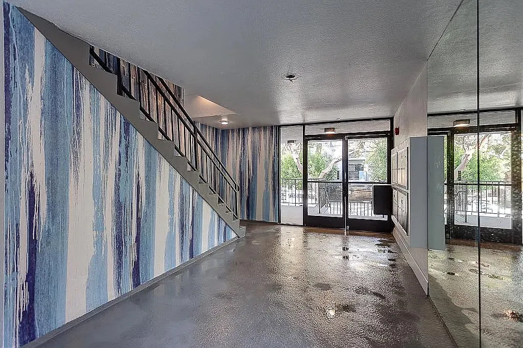 1 bed, 700 sqft, $1,995 — Photo 4