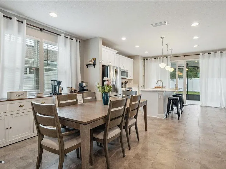 1120 Persimmon Dr — Photo 13